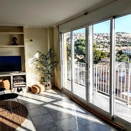 Апартаменты Happy , 2 Bed 2 Bath , Seaview Airco Wifi