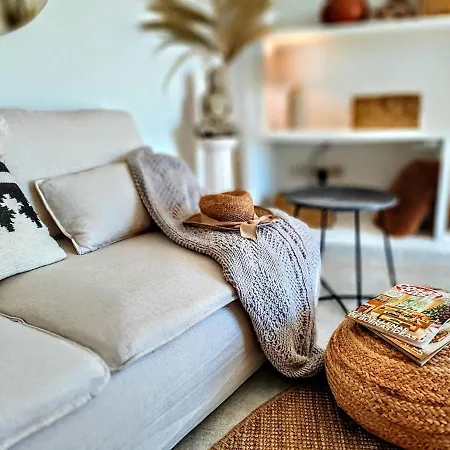 Lägenhet Happy , 2 Bed 2 Bath , Seaview Airco Wifi